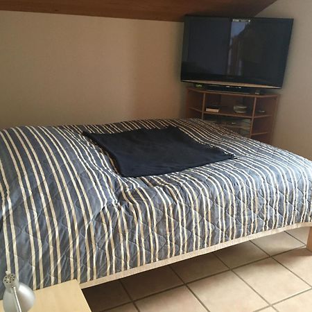 Chambres D'Hotes Les Genevez Екстериор снимка
