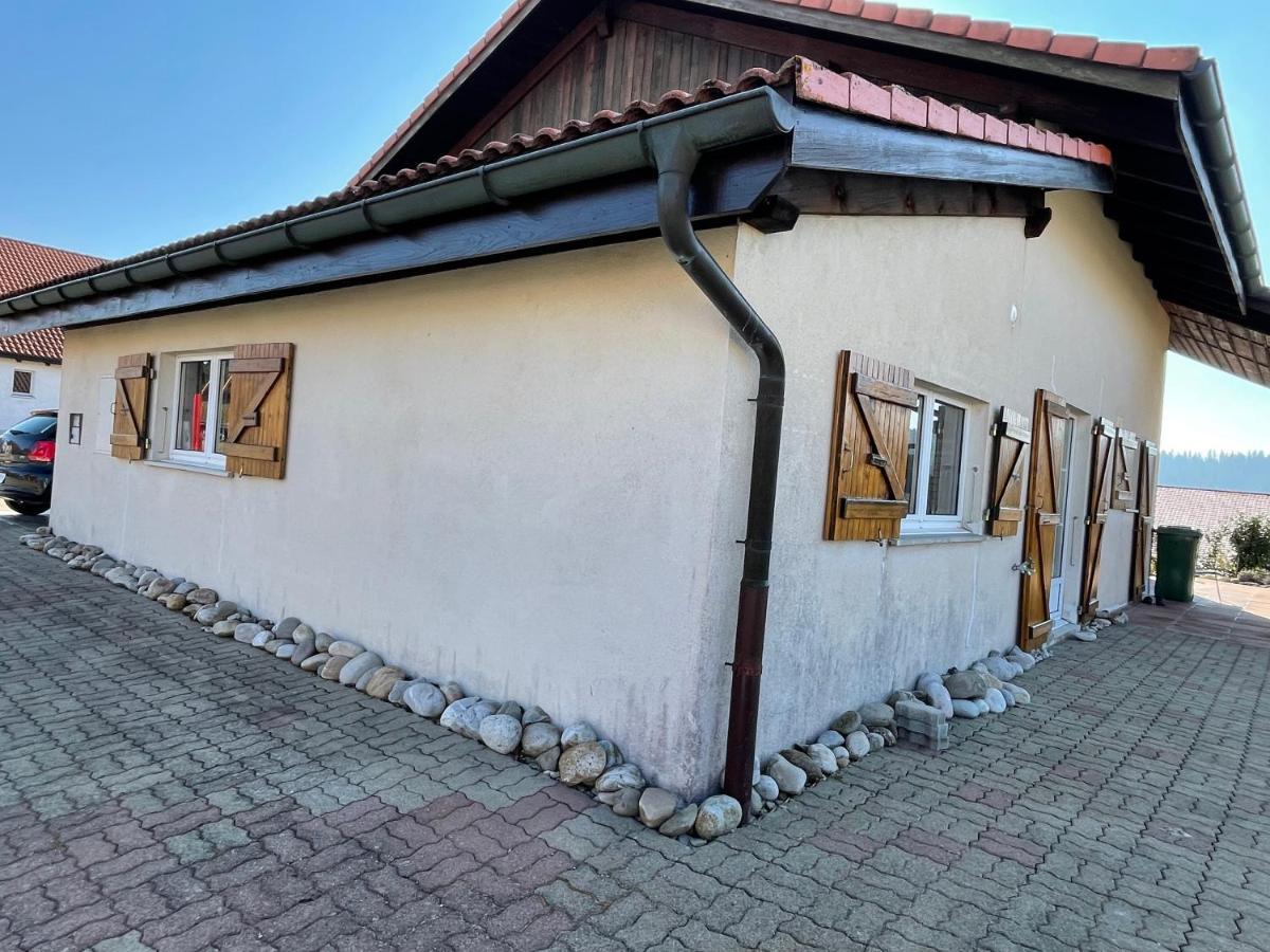 Chambres D'Hotes Les Genevez Екстериор снимка