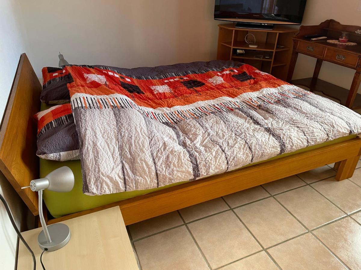 Chambres D'Hotes Les Genevez Екстериор снимка